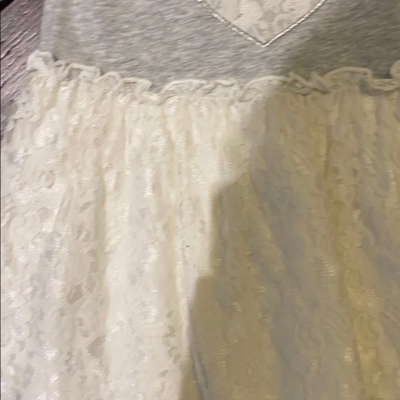 Guess Kids Girl Gray Heart Long Sleeve Top White Lace Bottom Dress Size 24M - Picture 3 of 4